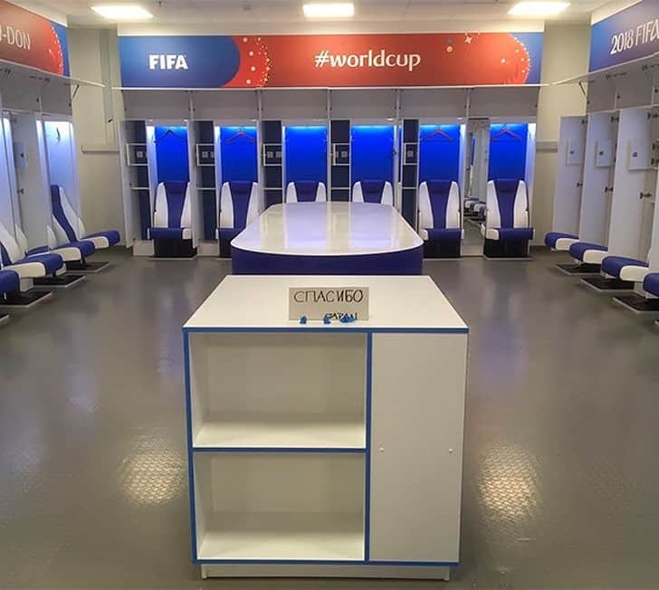 Japán csapat köszönete