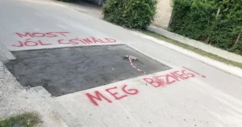 21 ember, akinél bármelyik pillanatban elszakadhat a cérna