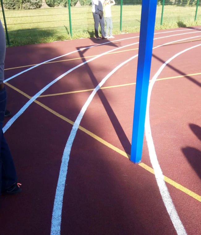 Futópálya akadállyal