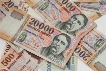 Hatalmas változás jön a boltokban, minden 65 éven felüli érintett