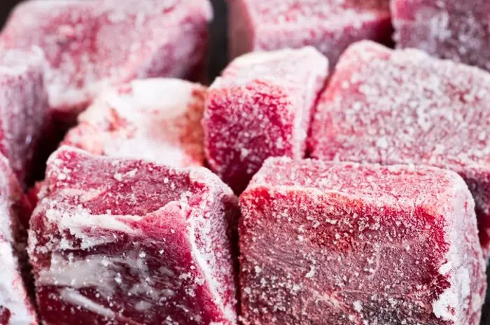 Így olvaszd ki biztonságosan a húst Biztonságos hús kiolvasztás – mire figyeljünk?