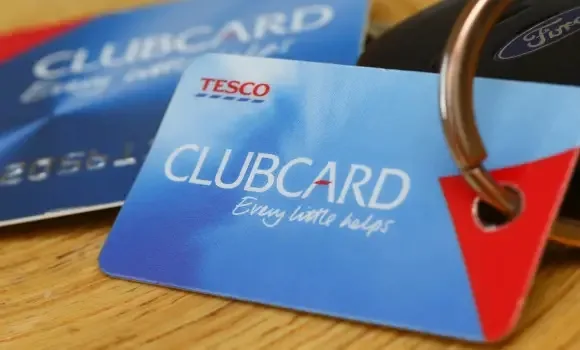 Életbe lép a Tesconál - Ha neked is van Clubkártyád, Tesco Clubcard tulajdonosok, figyelem! Így változik a kedvezmények érvényesítése