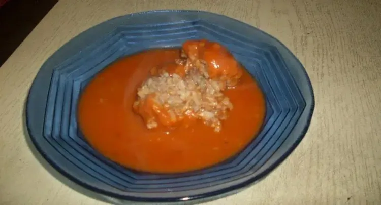 Húsgombóc paradicsommártásban -