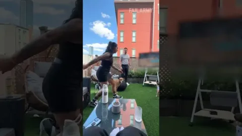 Legnagyobb idióták valaha
 – videó
