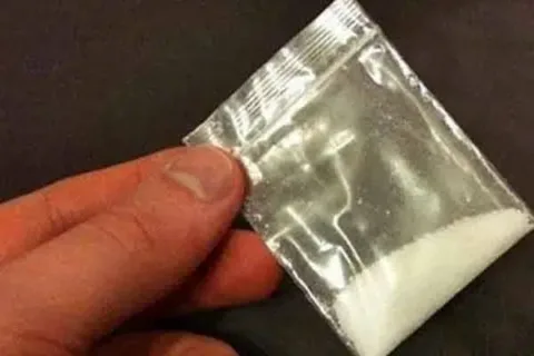 Mindig egy kis tasak sót hordott a zsebében. Ha megérted Titok a zsebében: a kis sótasak mely életmentő lehet!