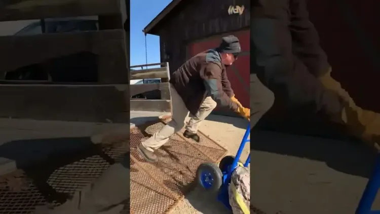 Amikor a kemény munka rosszul sül el 🥴 #rövidnadrág #kudarc Amikor a kemény munka rosszul sül el #rövidnadrág #kudarc #férfi #vicces
– videó