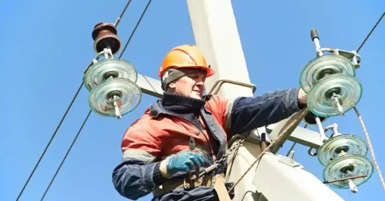 Vicc: Villanyszerelő baleseti jegyzőkönyve a biztosítótársaságnak. NEVETÉSRE... Vicc: Villanyszerelő baleseti jegyzőkönyve a biztosítótársaságnak. NEVETÉSRE…