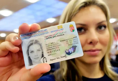 uj-tipusu-eszemelyi (1) Változnak a személyi igazolványok! Mutatjuk mit kell tudni