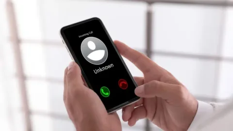 Telefonos csalás: hamarosan téged is hívnak – Azonnal tedd le, különben bajba kerülhetsz!