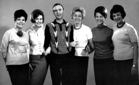 1965.   Tamási Eszter, Takács Marika, Varga József, Lénárd Judit, Kudlik Júlia é…