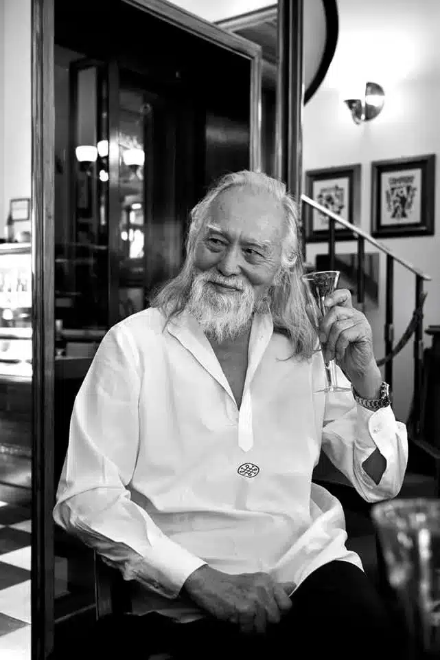 Wang Deshun, 88 éves 44 évesen kezdtem el angolul tanulni. Wang Deshun, 88 éves
44 évesen kezdtem el angolul tanulni.
49 évesen alapította…