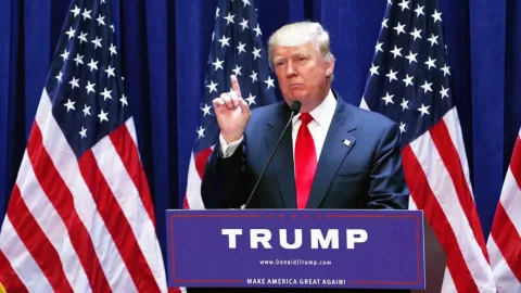 Donald Trump during speech. Donald Trump jóvátétel