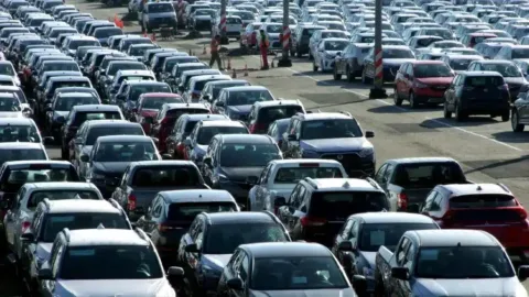 hasznalt-auto-e1621413173736-1024x576 Használtautó piac növekedés
