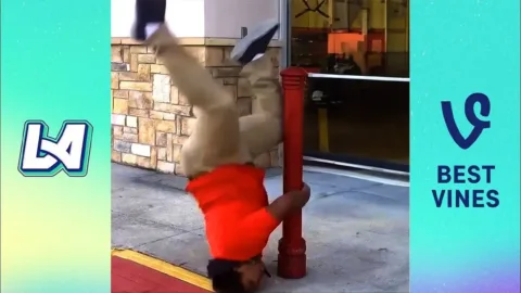 A hét epikus vírus kudarcai – a legjobb vicces videók
 – videó