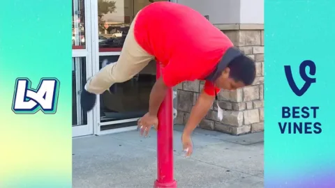 Crazy Fails összeállítás – próbálj meg nem nevetni vicces videókat
 – videó