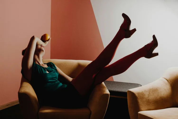 hanna-postova-F7ayfiqDeMk-unsplash Mit tehetünk, ha visszeres a lábunk?