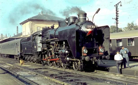 1970.  Bp., gőzös a Déli pályaudvaron.
BRK