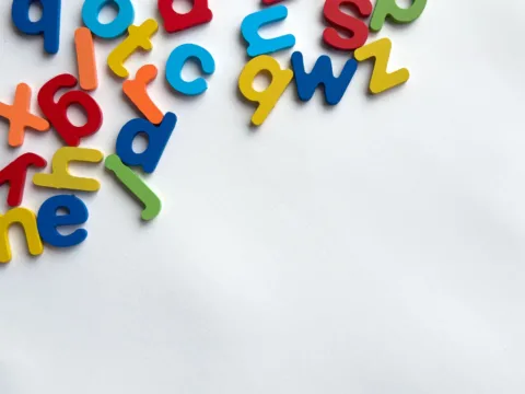 Kvíz: Csak a nyelvtanőrültek szerzik meg a 10/10 pontot!
