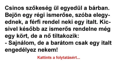 Vicc: Csinos szőkeség ül egyedül a bárban