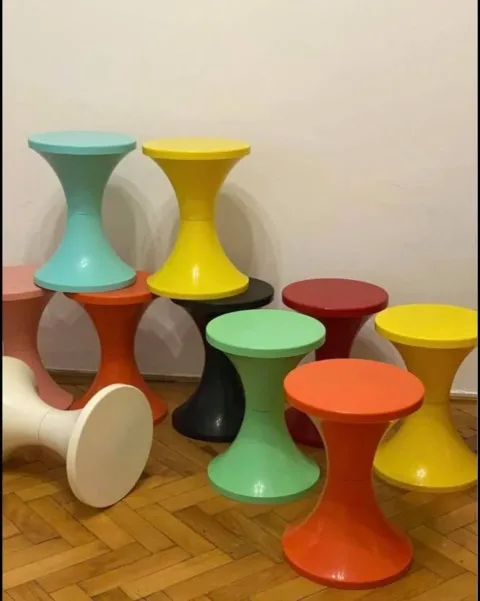 Retro pille székek 
 Endre Evelin