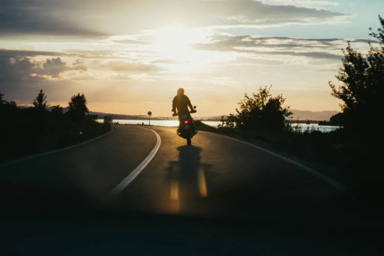 pexels-djordje-petrovic-590080-1416169 motoros