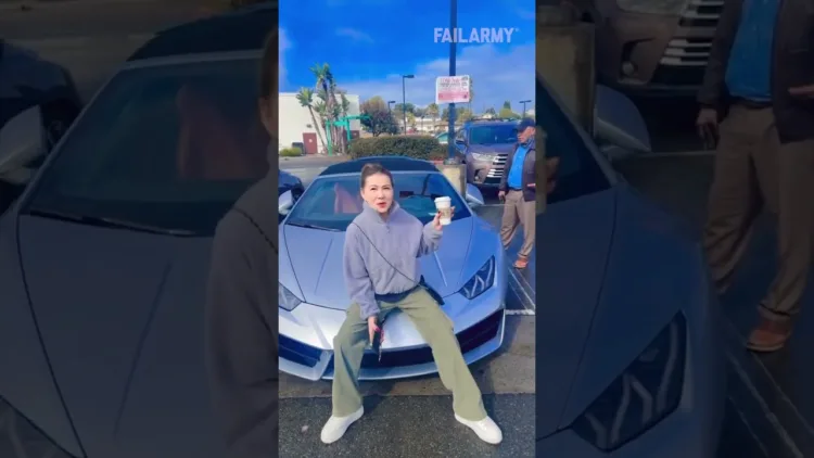 Azt hitte, hogy becsapta őket! – videó