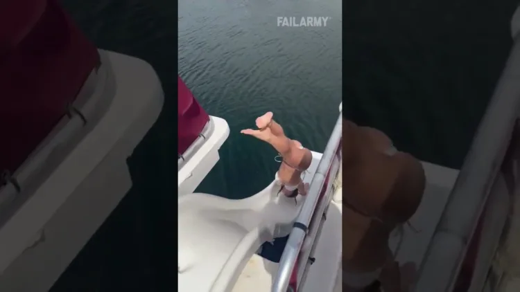 Próbálj meg nem nevetni | A lány kudarcot vall - Próbálj meg nem nevetni | A lány kudarcot vall – videó