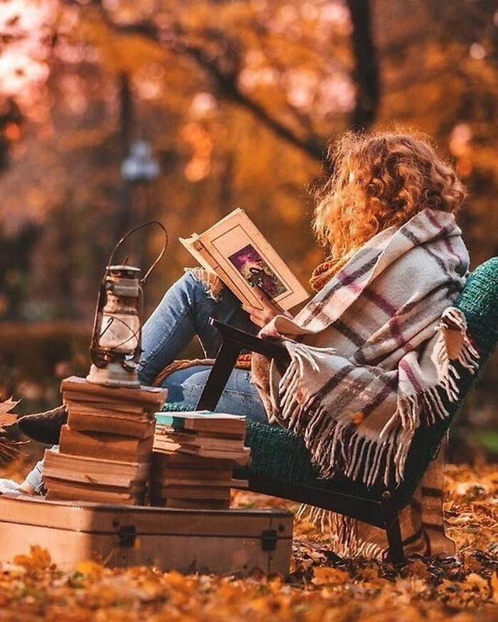 “Az emberek búvóhelyeket keresnek maguknak: falun, tengerparton, hegyeken. Te ma… #I1759863775