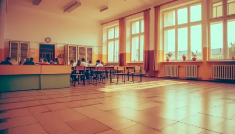 Emlékszel a csöngőre? Iskolai napok a 80-as években