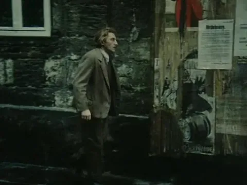 Részlet az ötödik pecsét című filmből. Gyuricza úr hazafelé tart. Ennek a jelene… #RK1763741730