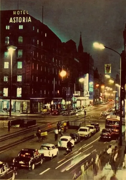 1971.  Bp., az Astoria esti fényben.
BRK
 #RK1766525785