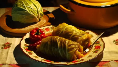 Töltött káposzta recept – ahogy nagymamáink készítették, szeretettel