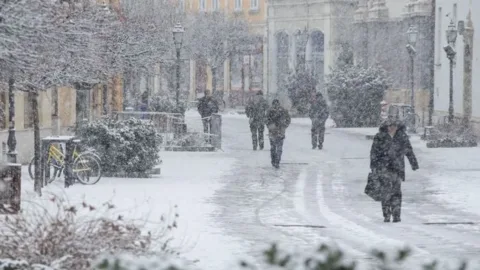 Borongós reggel, enyhébb nappal – ilyen lesz az időjárás január 26-án