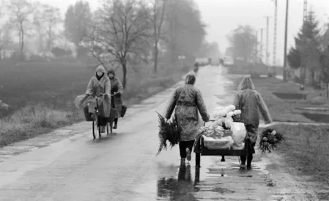 1990.  Boldog (település).
MTI
 #RK1772868603