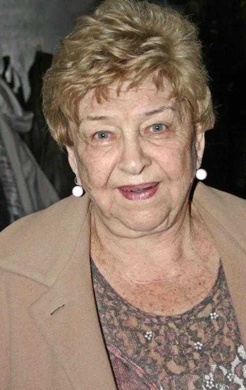 Pásztor Erzsi