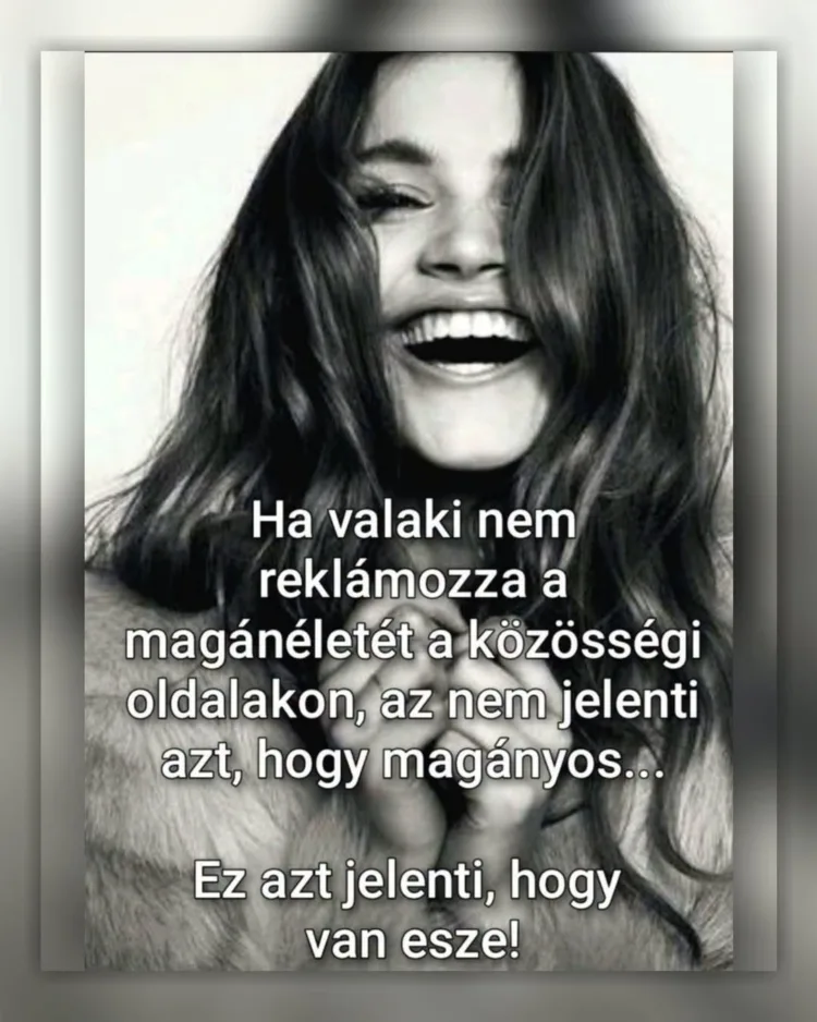 Ha valaki nem reklámozza a magánéletét a közösségi oldalakon... Ha valaki nem reklámozza a magánéletét a közösségi oldalakon...